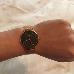 Rose gold Daniel Wellington watch